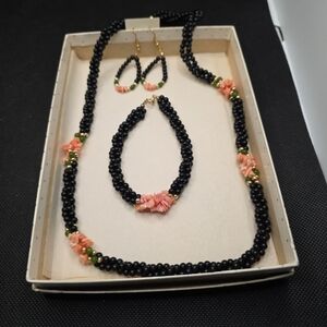 Elegant Black and Pink Beaded Jewelry Set